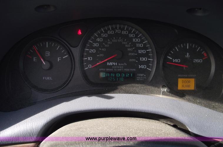 image for item C5817 2004 Chevrolet Impala