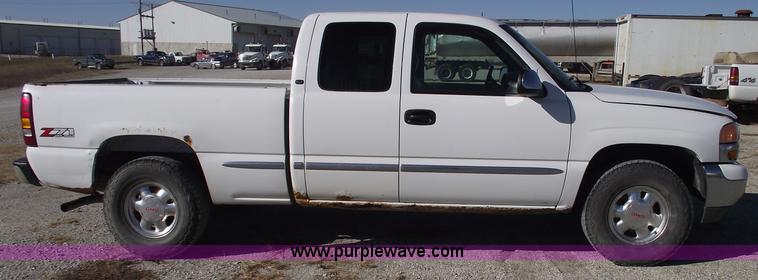 image for item C5885 2002 GMC Sierra K1500 SLT Z-71 extended cab pickup truck