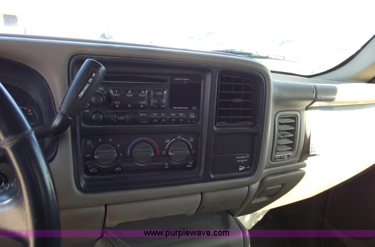 image for item C5885 2002 GMC Sierra K1500 SLT Z-71 extended cab pickup truck