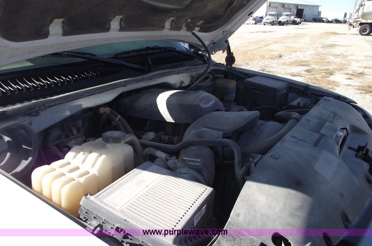 image for item C5885 2002 GMC Sierra K1500 SLT Z-71 extended cab pickup truck