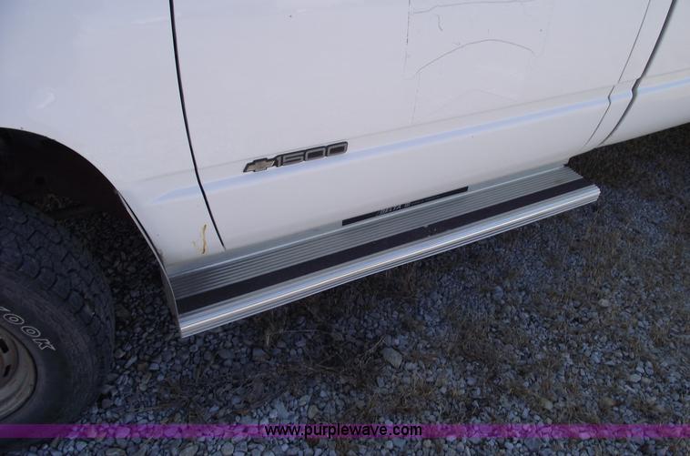 image for item C5887 1995 Chevrolet 1500 pickup truck