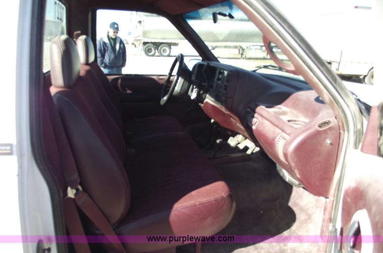 image for item C5887 1995 Chevrolet 1500 pickup truck