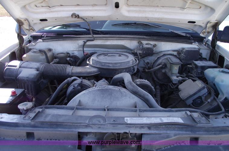 image for item C5887 1995 Chevrolet 1500 pickup truck