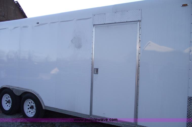 image for item C5900 2006 Sharp 20' enclosed trailer