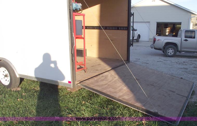 image for item C5900 2006 Sharp 20' enclosed trailer