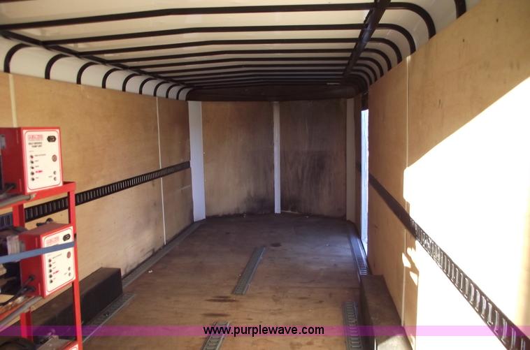 image for item C5900 2006 Sharp 20' enclosed trailer