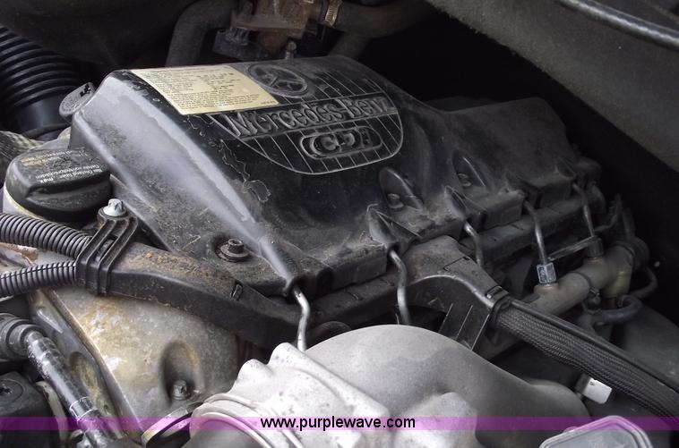 image for item C5912 2004 Dodge 3500 Sprinter cargo van