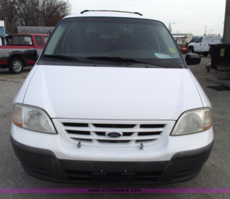image for item C5917 1999 Ford Windstar LX mini van