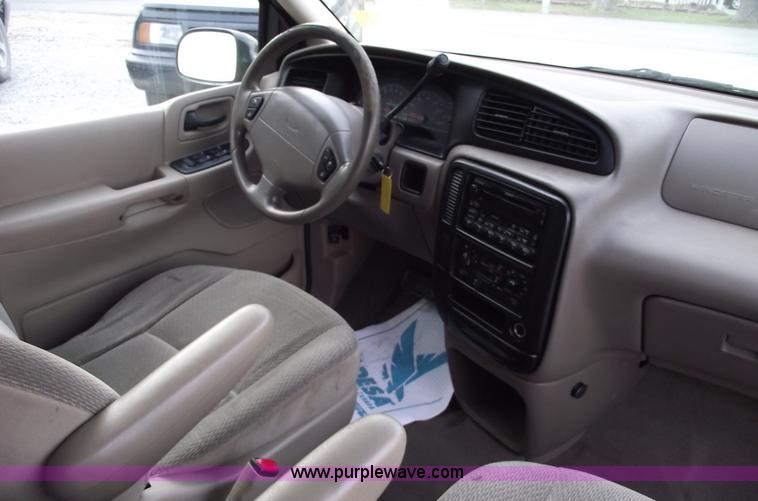 image for item C5917 1999 Ford Windstar LX mini van
