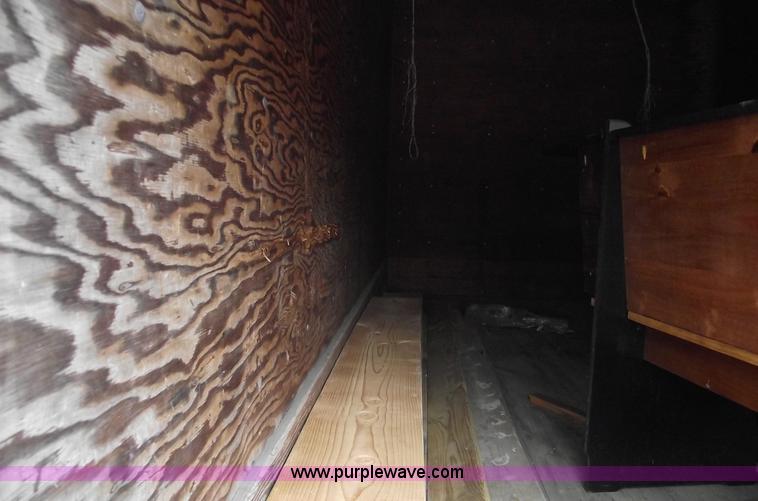 image for item C5950 1981 Chevrolet C60 box truck