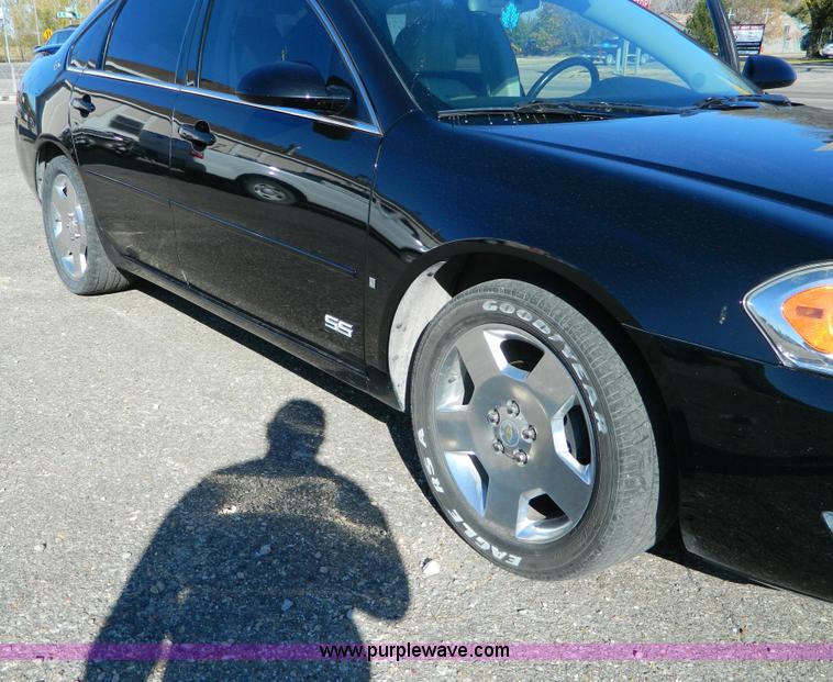 image for item D8597 2006 Chevrolet Impala SS