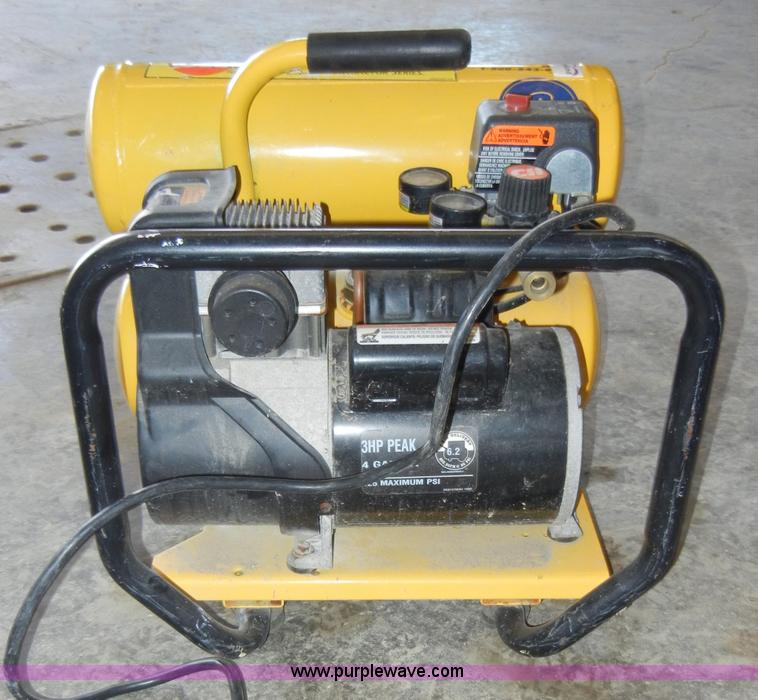 image for item H9202 Campbell Hausfeld 4 gallon air compressor