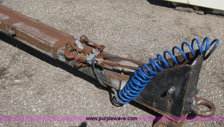 image for item A4393 1993 Nuefeld long tongue fifth wheel tow dolly