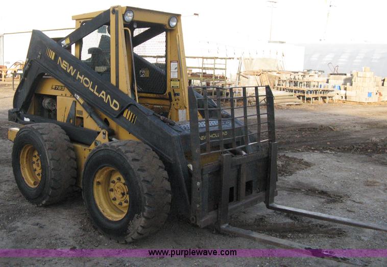 image for item A4492 1991 New Holland L783 skid steer