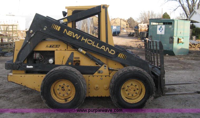 image for item A4492 1991 New Holland L783 skid steer