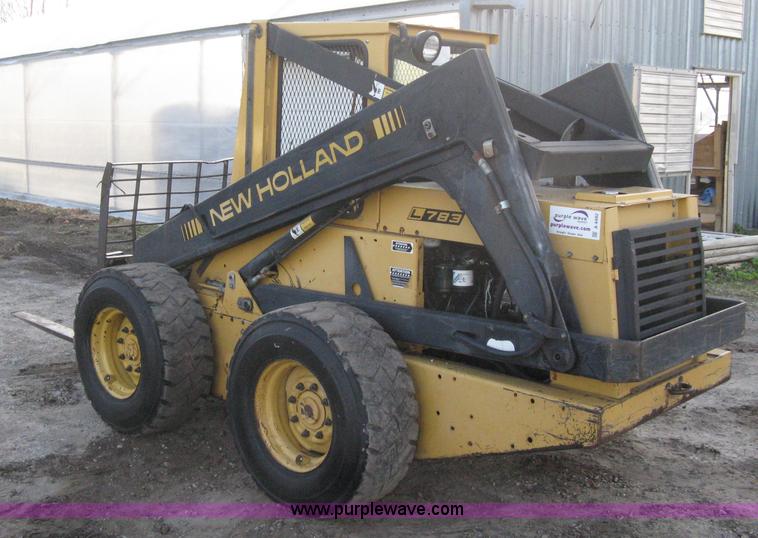 image for item A4492 1991 New Holland L783 skid steer