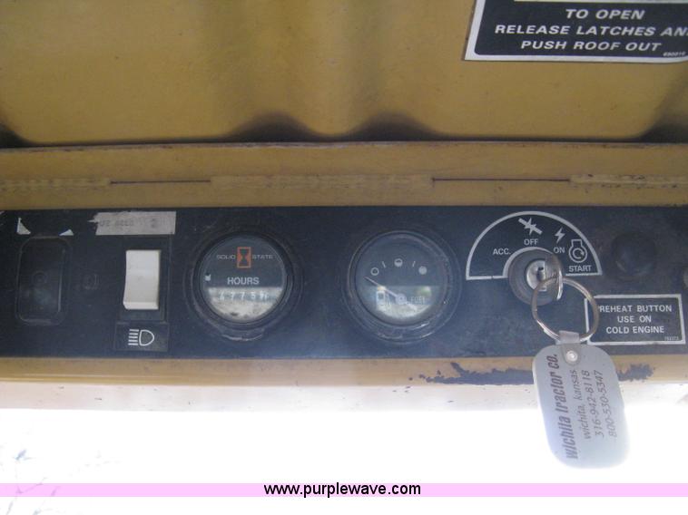 image for item A4492 1991 New Holland L783 skid steer