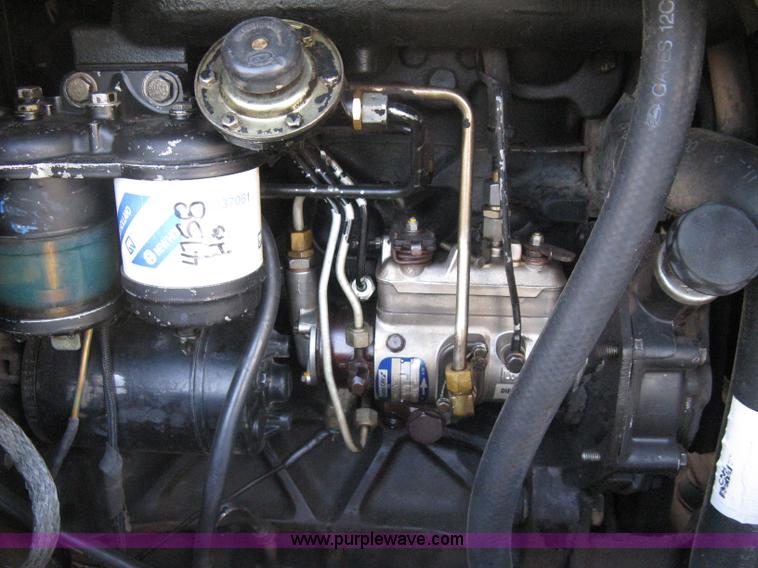 image for item A4492 1991 New Holland L783 skid steer