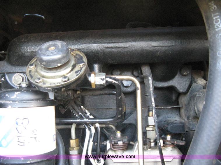 image for item A4492 1991 New Holland L783 skid steer