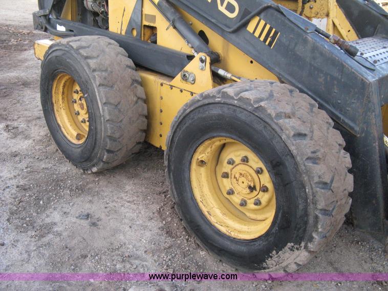 image for item A4492 1991 New Holland L783 skid steer
