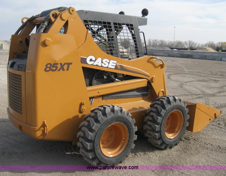 image for item A4493 2004 Case 85XT-HG skid steer