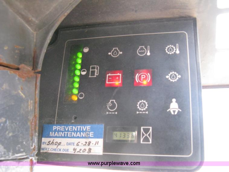 image for item A4494 2005 Case 85XT-HG skid steer