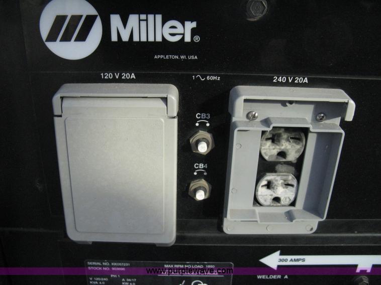 image for item A4496 2000 Miller DU-OP portable arc welder/generator