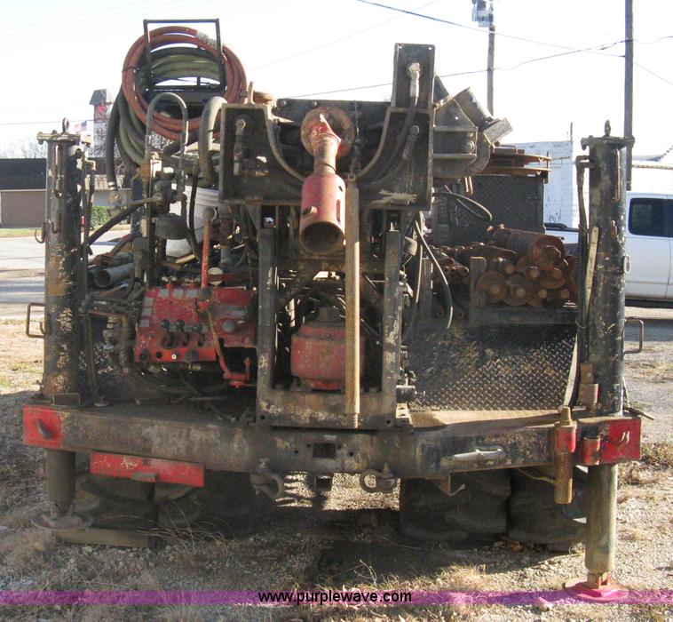 image for item A4498 1977 CME 550 ATV drilling rig