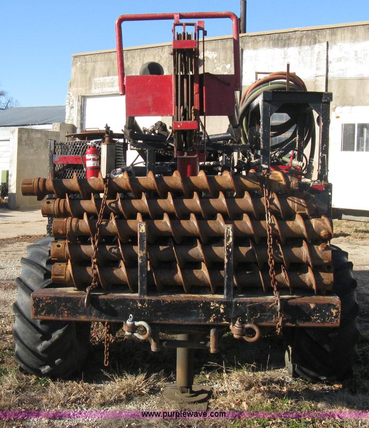 image for item A4498 1977 CME 550 ATV drilling rig