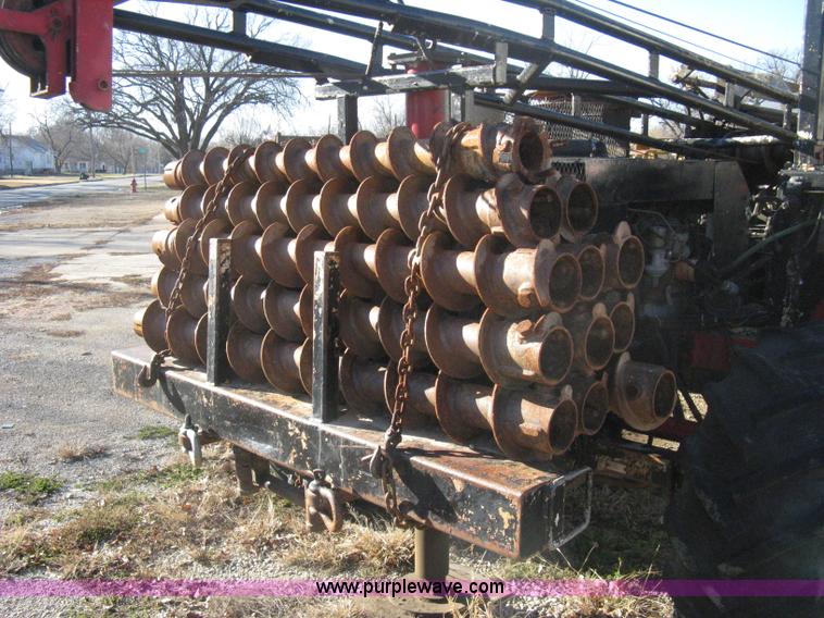 image for item A4498 1977 CME 550 ATV drilling rig