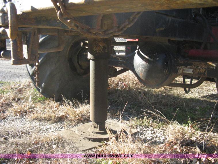 image for item A4498 1977 CME 550 ATV drilling rig