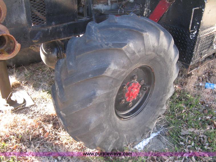 image for item A4498 1977 CME 550 ATV drilling rig