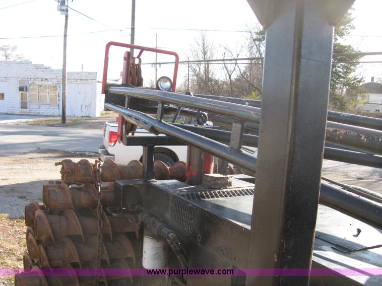 image for item A4498 1977 CME 550 ATV drilling rig