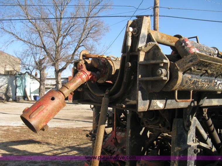 image for item A4498 1977 CME 550 ATV drilling rig