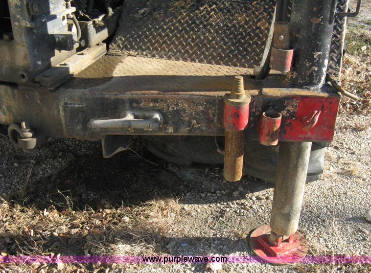 image for item A4498 1977 CME 550 ATV drilling rig