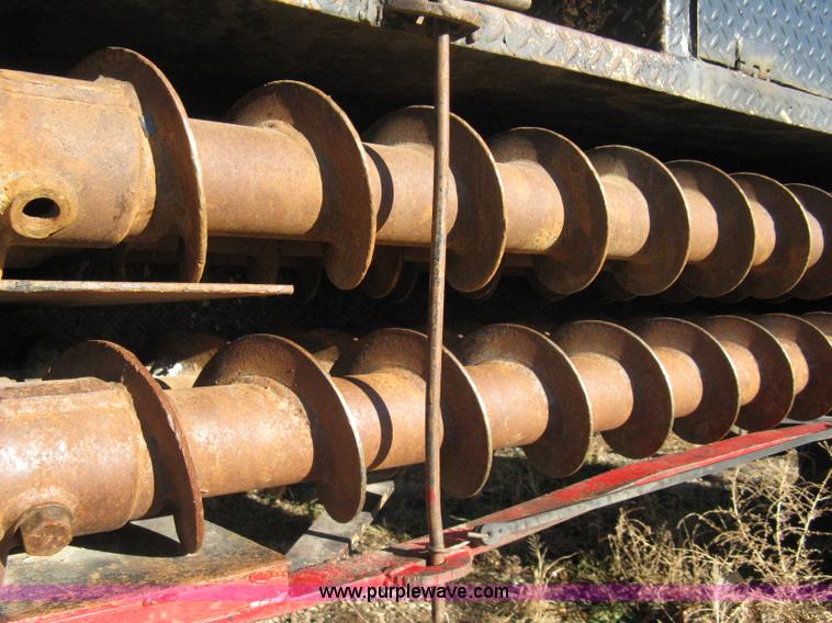 image for item A4498 1977 CME 550 ATV drilling rig