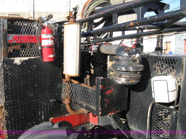 image for item A4498 1977 CME 550 ATV drilling rig