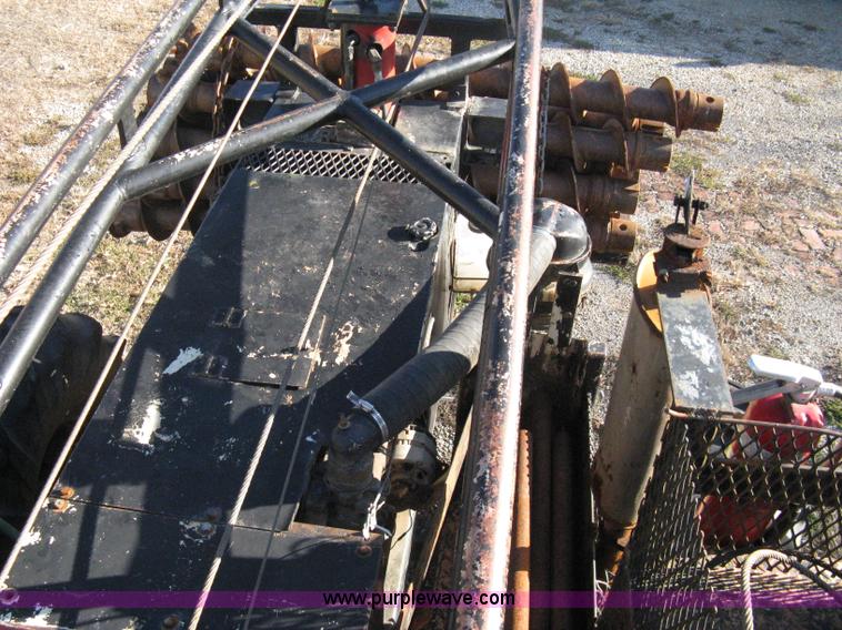 image for item A4498 1977 CME 550 ATV drilling rig