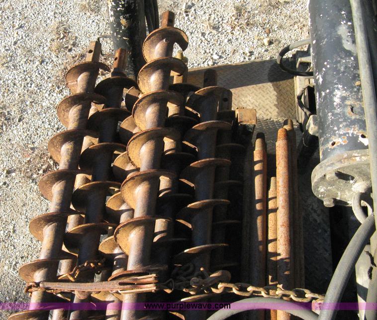 image for item A4498 1977 CME 550 ATV drilling rig