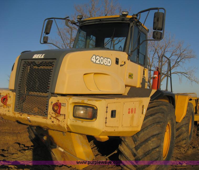 image for item A4499 2002 Bell 4206D 4WD articulating tractor