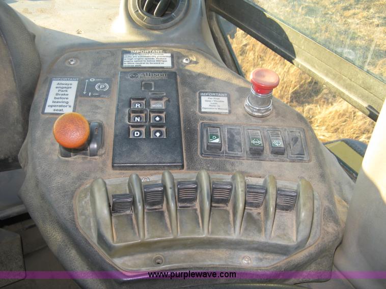 image for item A4499 2002 Bell 4206D 4WD articulating tractor