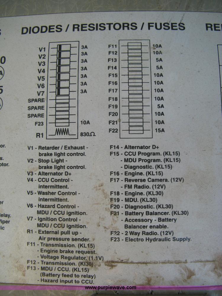 image for item A4499 2002 Bell 4206D 4WD articulating tractor