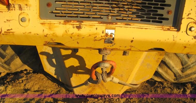 image for item A4499 2002 Bell 4206D 4WD articulating tractor