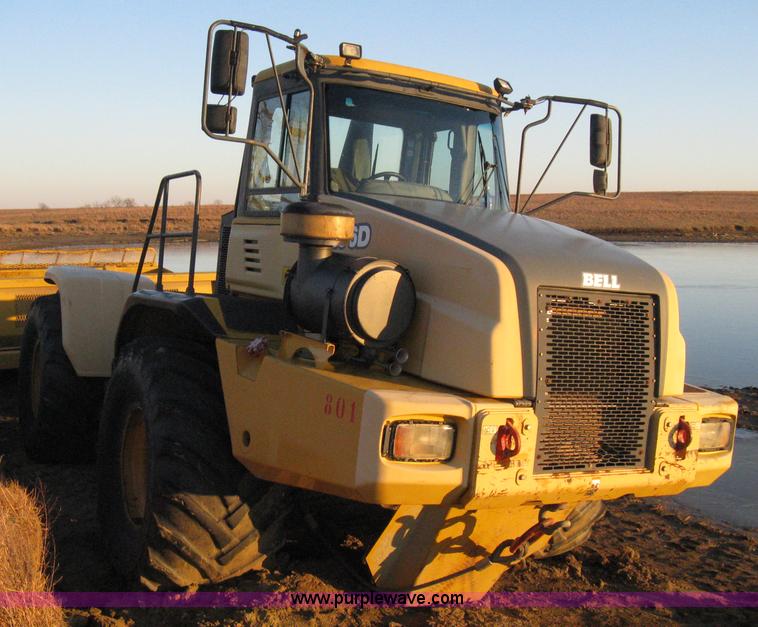 image for item A4499 2002 Bell 4206D 4WD articulating tractor