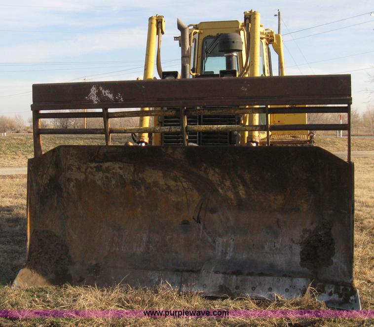 image for item A4500 1993 Caterpillar D6H Series II dozer