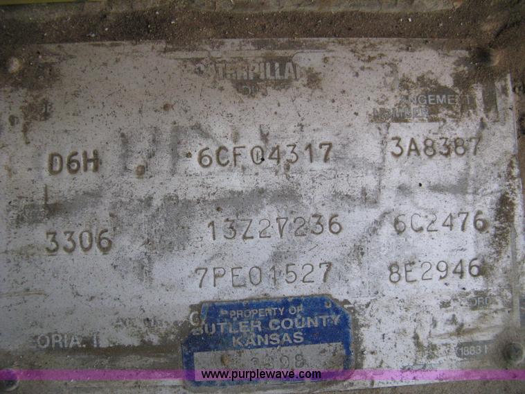 image for item A4500 1993 Caterpillar D6H Series II dozer