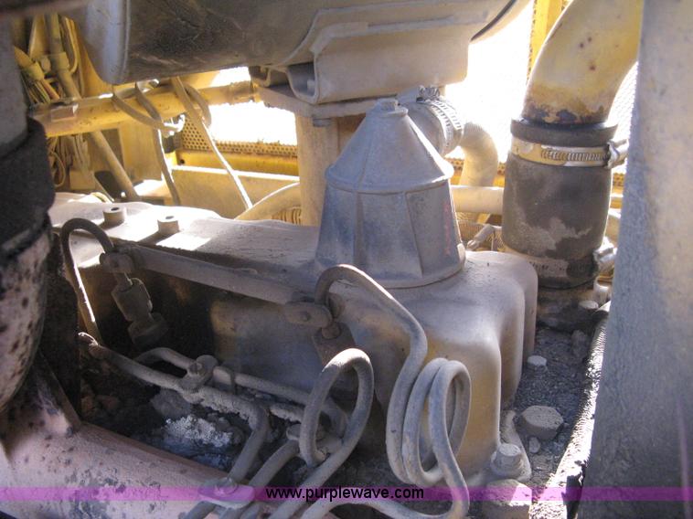 image for item A4500 1993 Caterpillar D6H Series II dozer