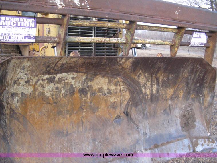 image for item A4500 1993 Caterpillar D6H Series II dozer