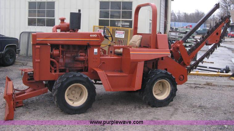 image for item A6017 Ditch Witch 6510 trencher