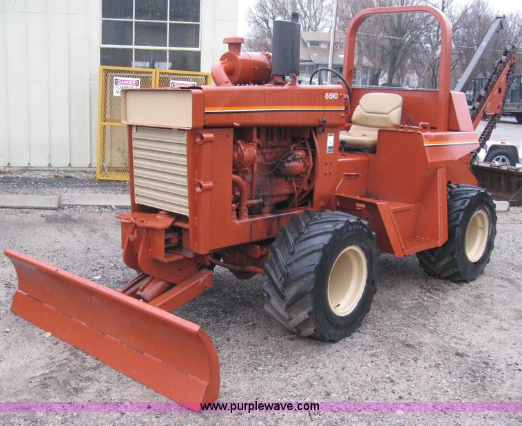 image for item A6017 Ditch Witch 6510 trencher